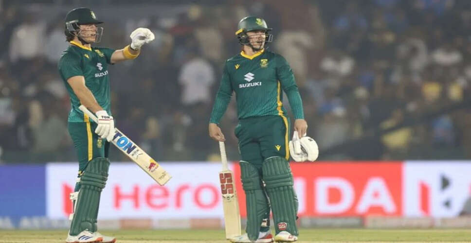 Thrilling Second ODI: South Africa Edges Past India in High-Scoring Encounter