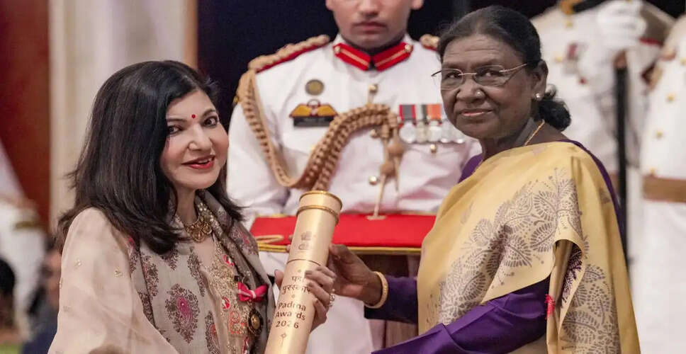 Who is Alka Yagnik? The Iconic Singer Honored with Padma Bhushan!