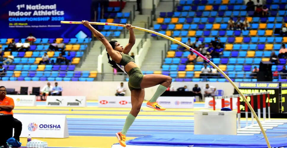 Baranica Elangovan Sets New National Record in Women's Pole Vault at Indoor Championships