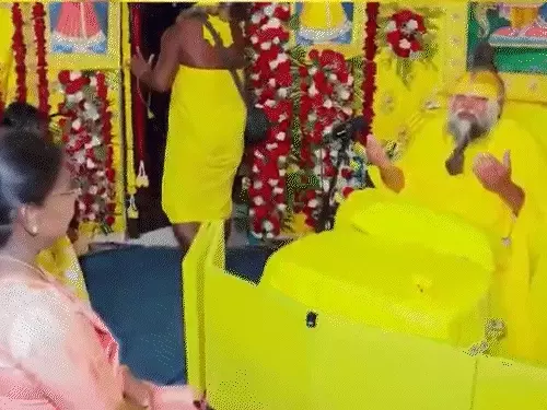 President Murmu's Spiritual Visit to Vrindavan: A Meeting with Saint Premanand