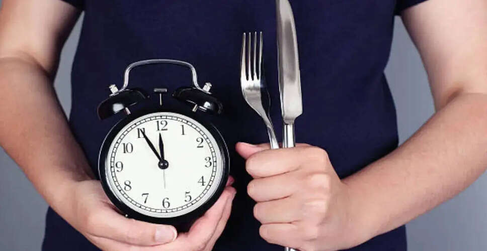 The Impact of Late Dinners on Your Health: Insights from a Gastroenterologist