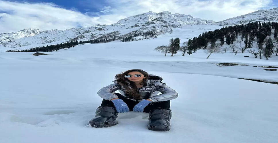 Bollywood Actresses Showcase Stunning Vacation Fashion Trends