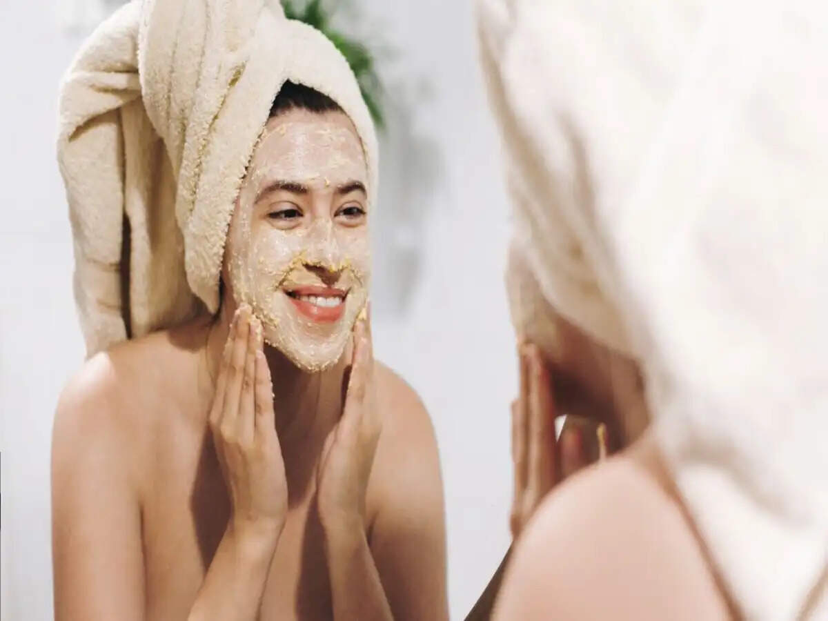 DIY Face Mask for Radiant Skin This Festive Season