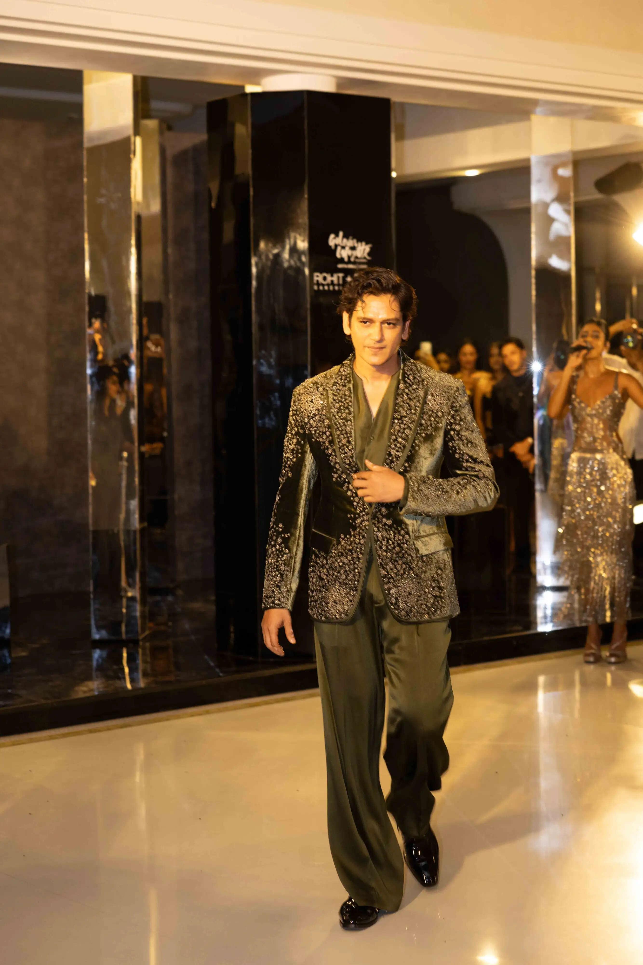 Rohit Gandhi + Rahul Khanna Unveil Noir Botanica in a Captivating Evening Presentation