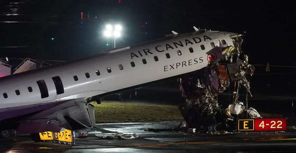LaGuardia Airport Shut Down After Fatal Air Canada Crash
