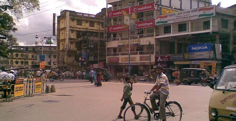 Siliguri Hotels Enforce Ban on Bangladeshi Tourists Amid Political Unrest