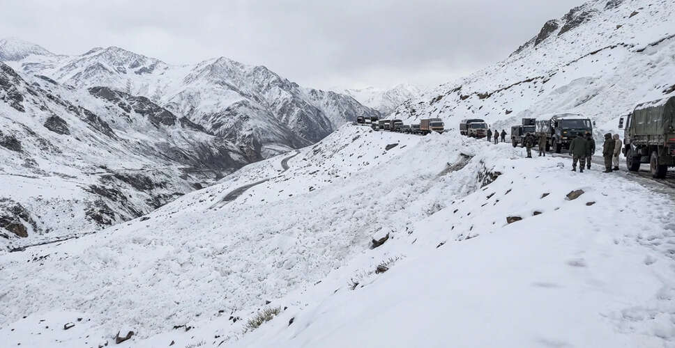 Tragic Avalanche on Srinagar-Leh Highway Claims Seven Lives