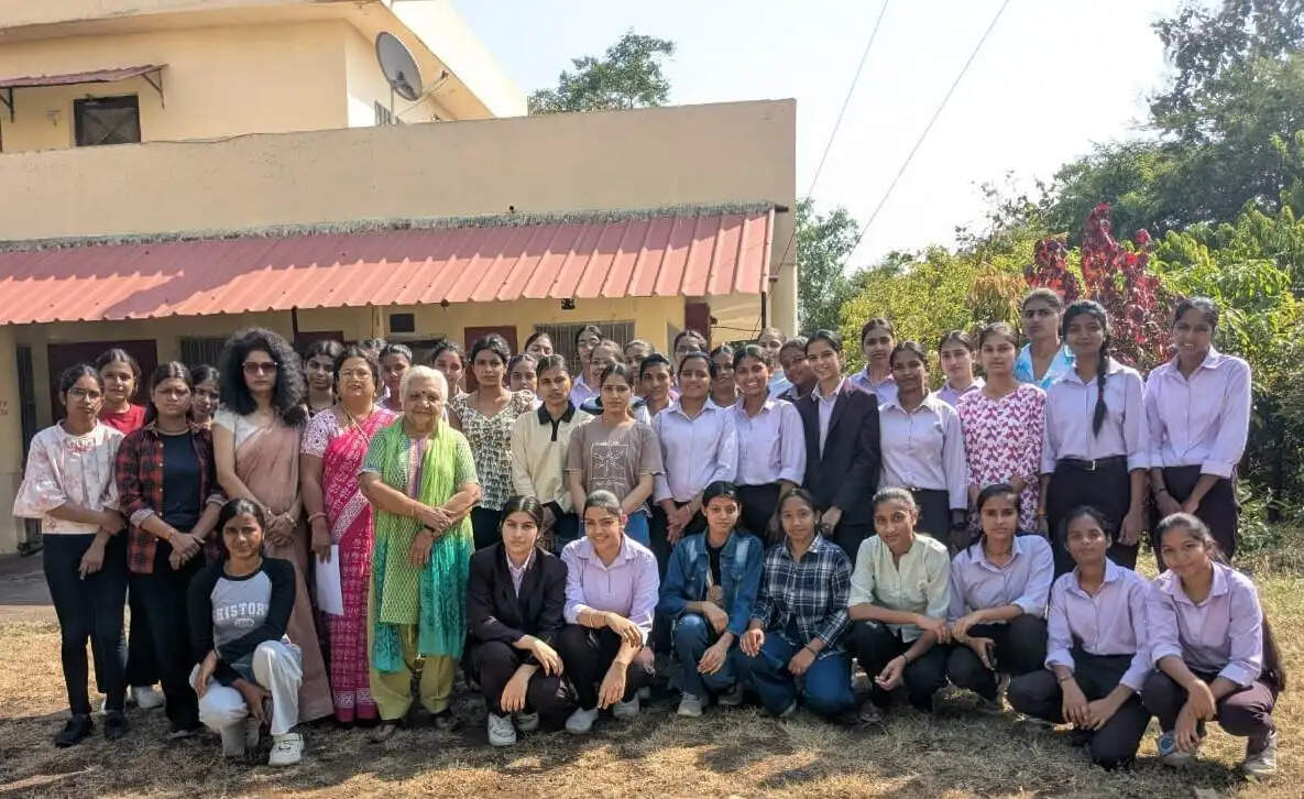 Indore Students Explore Sustainable Development Through Educational Visit