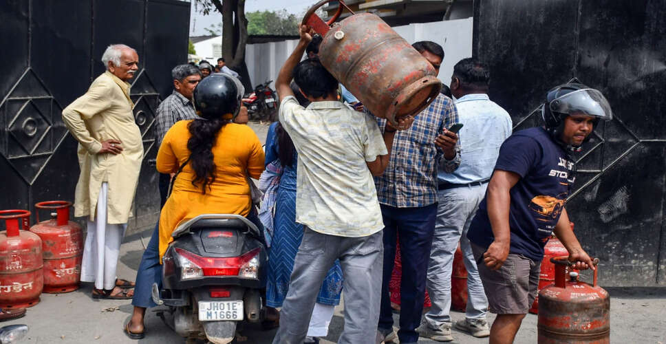 India Increases LPG Allocation to Support Key Industries Amid Global Energy Crisis