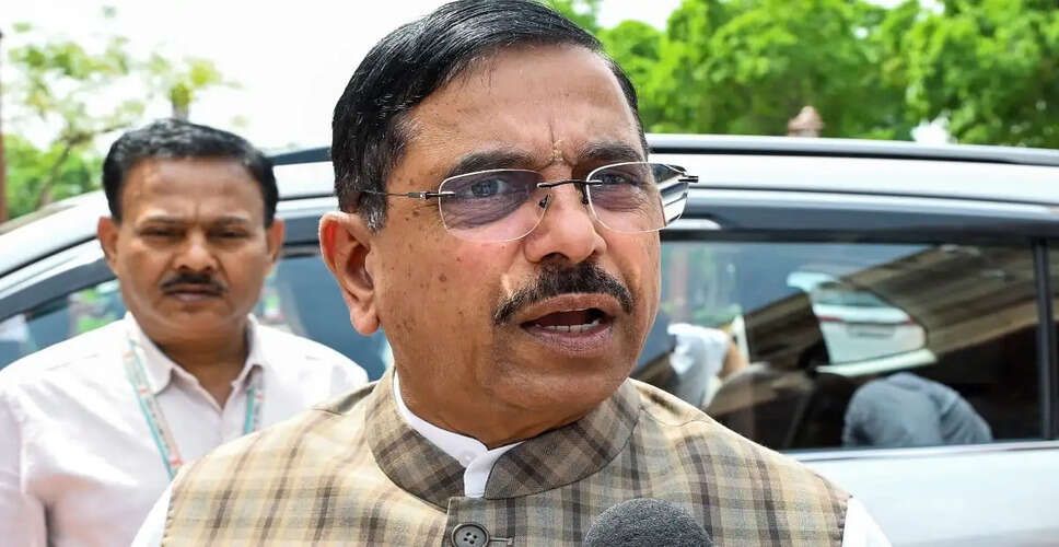 Karnataka Congress Faces Leadership Confusion Amid Allegations of Corruption
