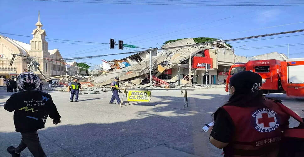 Devastating 7.8 Magnitude Earthquake Hits Southern Philippines