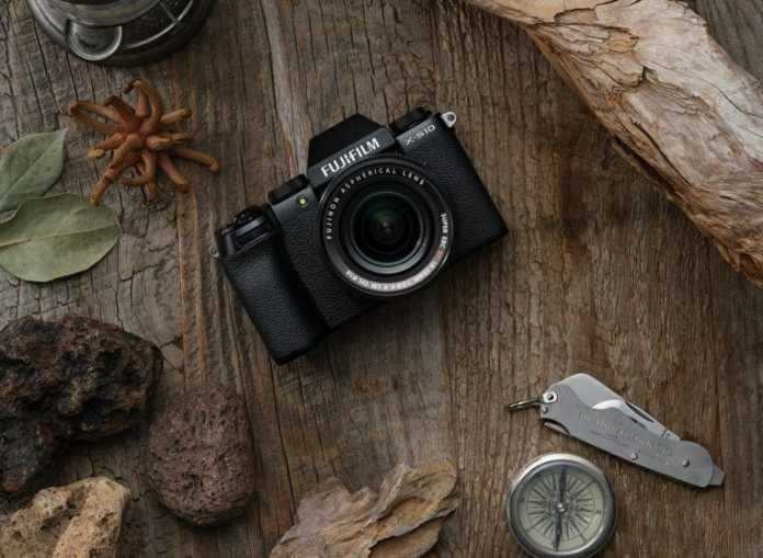 Fujifilm Launches Mirrorless Camera for Rs 99,999 in India