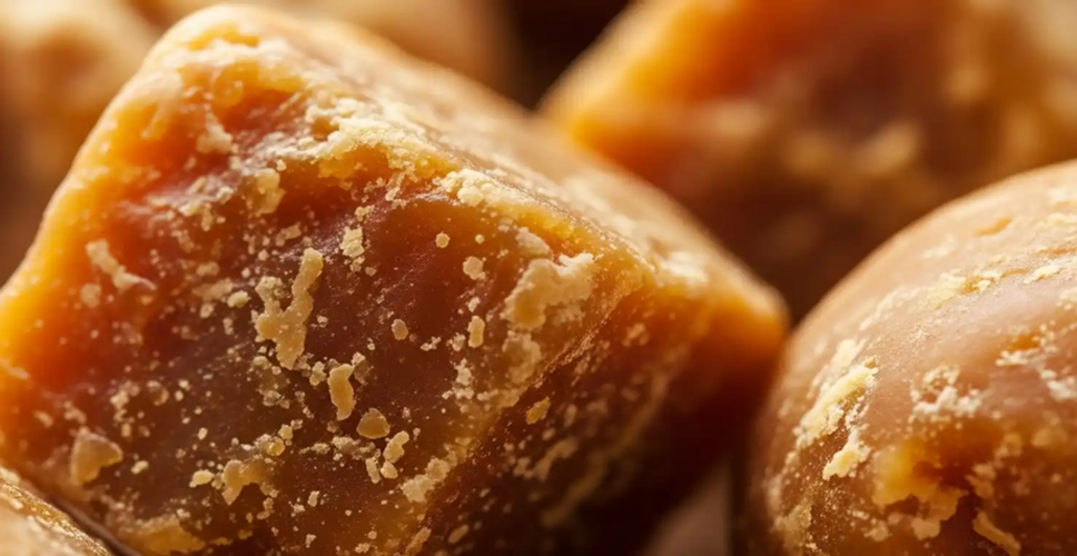 Effective Ways to Preserve Jaggery During Winter