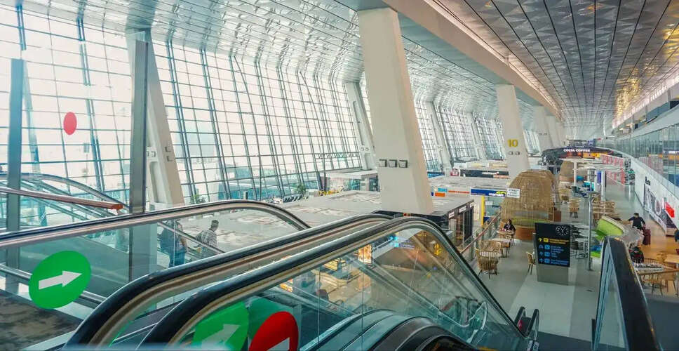 Ceiling Collapse at Jakarta Airport: Heavy Rainfall Blamed