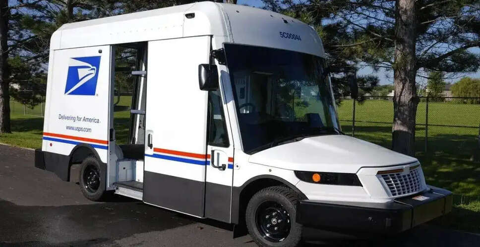 US Postal Service Faces Financial Crisis: Urgent Action Needed