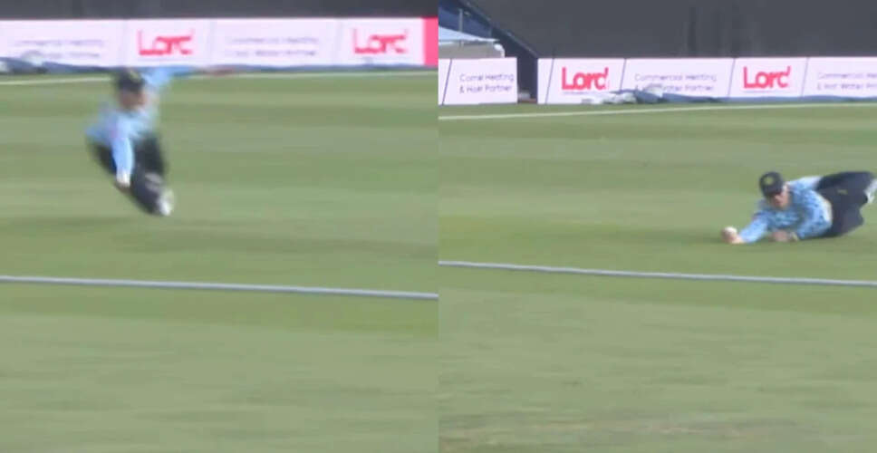 Birmingham Bears Triumph Over Lancashire with Stunning Catch