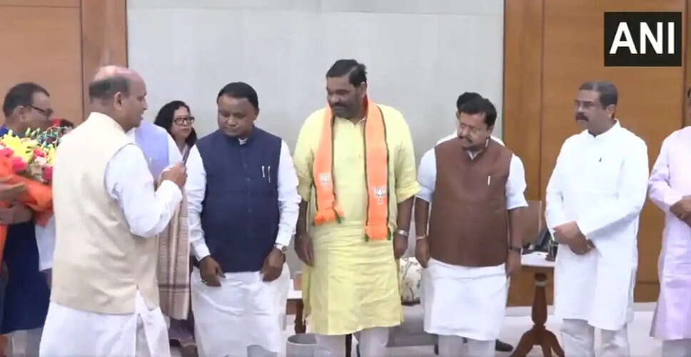 Former BJD MP Debashish Samantaray Joins BJP After Resignation