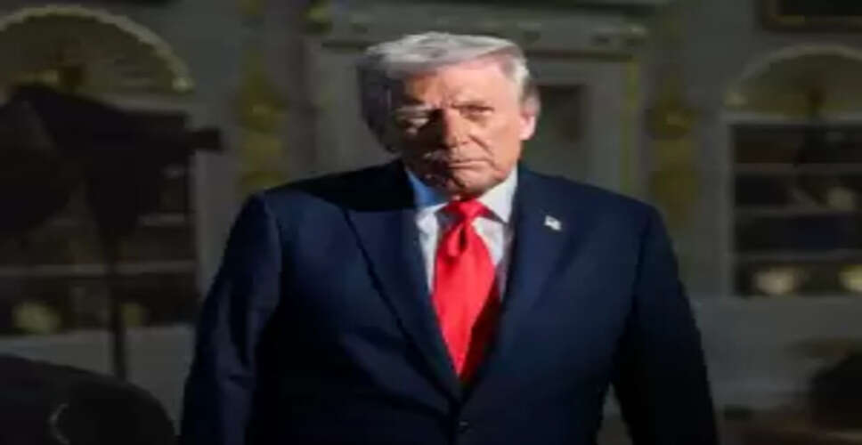 What Did Trump and Macron Discuss About Greenland? A Look at Their Private Messages