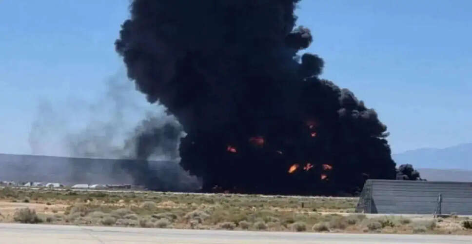B-52 Stratofortress Crashes at Edwards Air Force Base in California