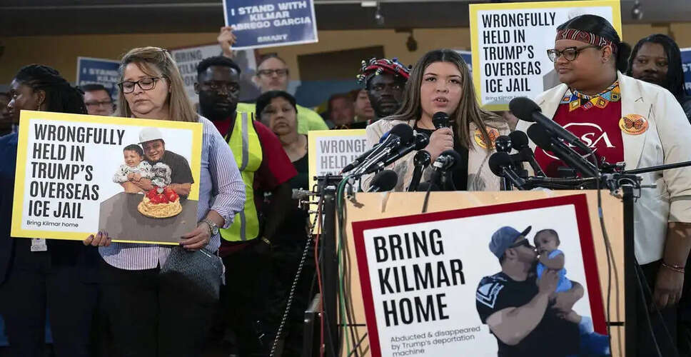 Federal Judge Dismisses Charges Against Wrongfully Deported Man