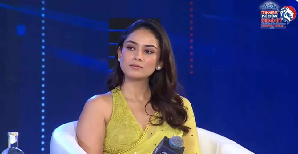 Mira Rajput Kapoor Advocates for Women's Financial Literacy at Summit