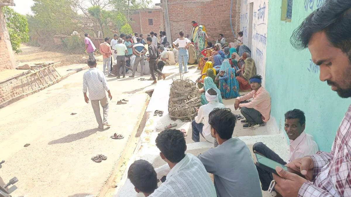 Son Refuses to Perform Last Rites After Sister Transfers Father's Land