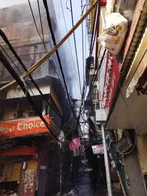 Over 50 shops gutted in fire in Delhi's Bhagirath Palace market