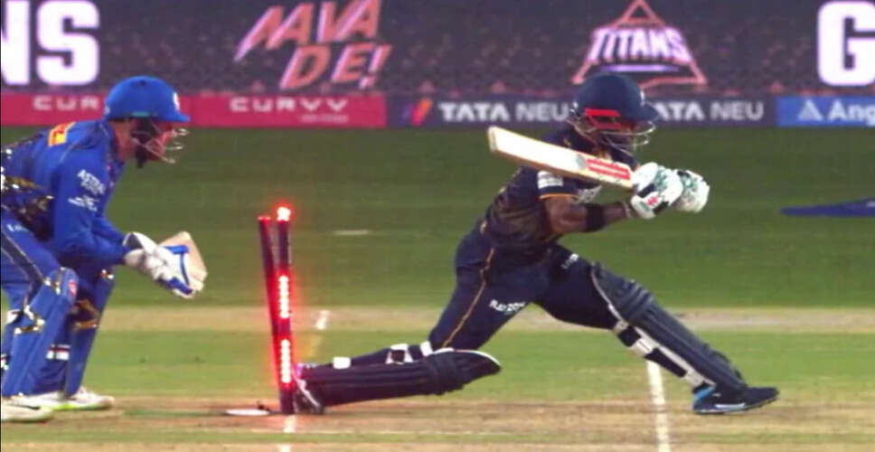 Kusal Mendis Faces Unfortunate Hit Wicket in IPL Debut