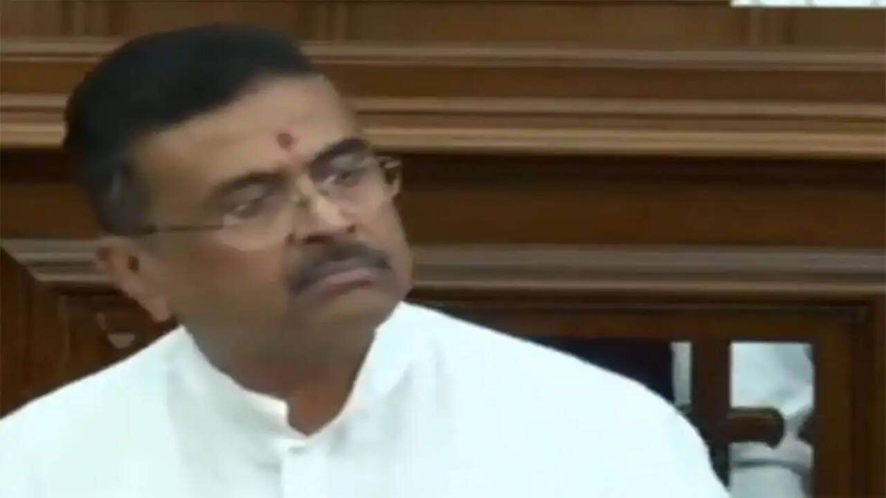 West Bengal Chief Minister Criticizes Previous Government Amid Budget Session