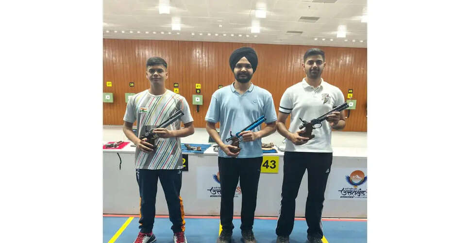 Sarabjot Singh and Lakshita Shine at T4 National Shooting Trials
