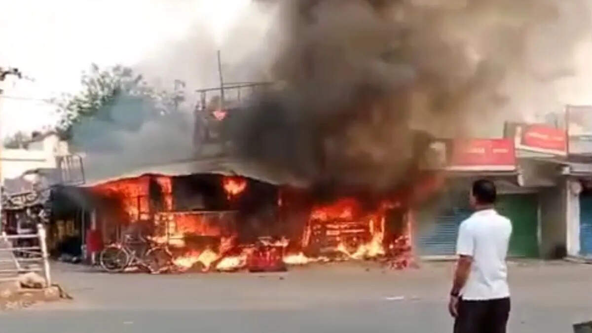 Gas Cylinder Explosion in Busy Market Sparks Panic
