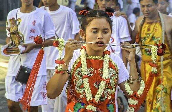 10 Shocking Bizarre Traditions in the World