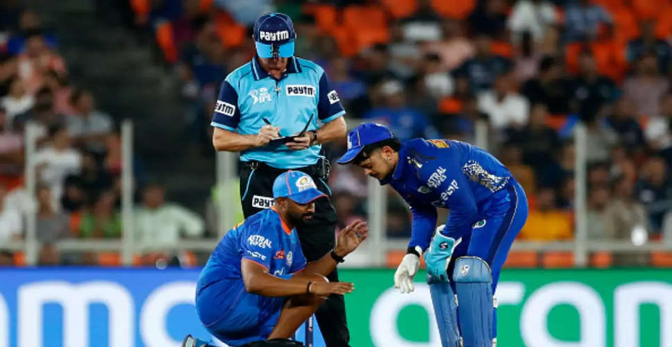 "IPL 2023 Qualifier: Ishan Kishan and Cameron Green Suffer Unfortunate Injuries, Adding Drama to the Game"