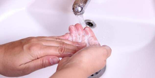 Dry, Peeling Hands? Try These Natural Remedies for Relief and Healing