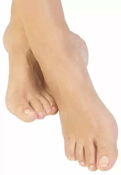 Big Feet, Big Questions: Understanding the Causes and Coping Strategies for Large Feet