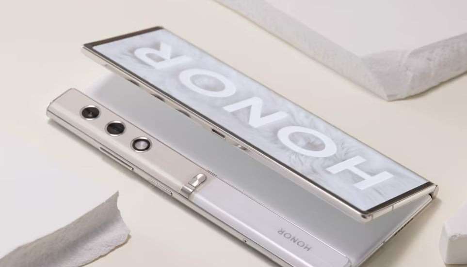 Honor's Stylish Statement: V Purse Delivers a Sleek 8.6mm Outward Folding Smartphone