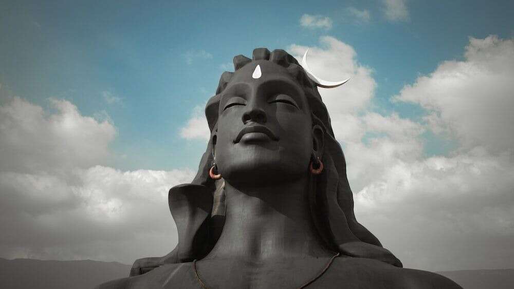 4 Items You Can Offer on Maha Shivaratri to Please Lord Shiva