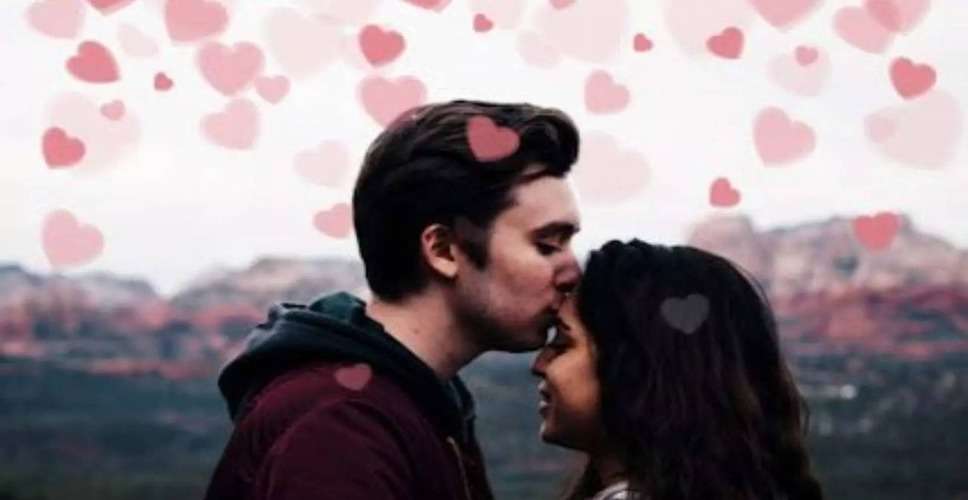 Kiss Day 2024: Unraveling the Story Behind This Romantic Day and How It's Celebrated