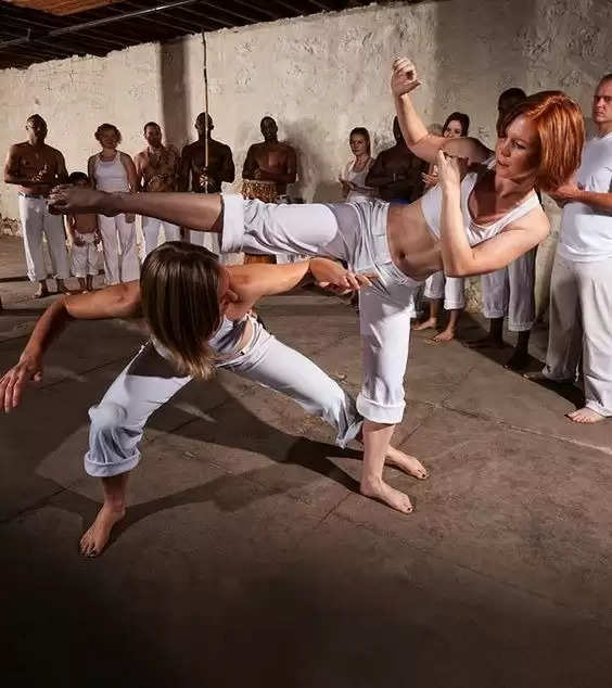 "Unlock the Power of Capoeira: 9 Reasons Why You Should Add This Workout to Your Fitness Routine"