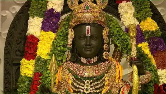 Divine Radiance Revealed: Unveiling Ram Lalla After Ayodhya's Historic Pran Pratishtha