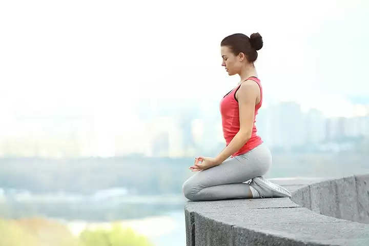 "The Weight Gain Yoga Guide: Maximizing Your Potential with These 5 Effective Poses"