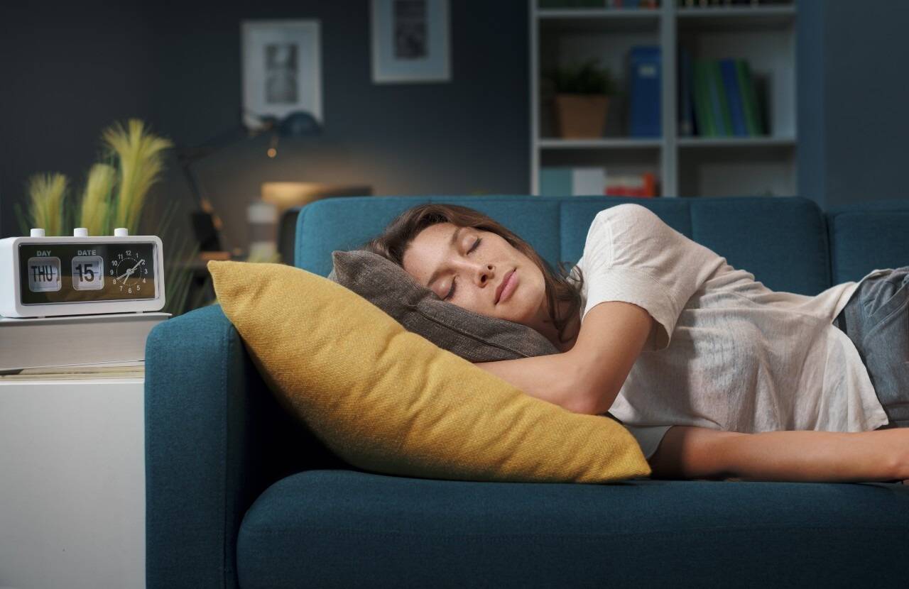 The Science of Power Naps: How to Nap for Better Productivity, Creativity, and Health 