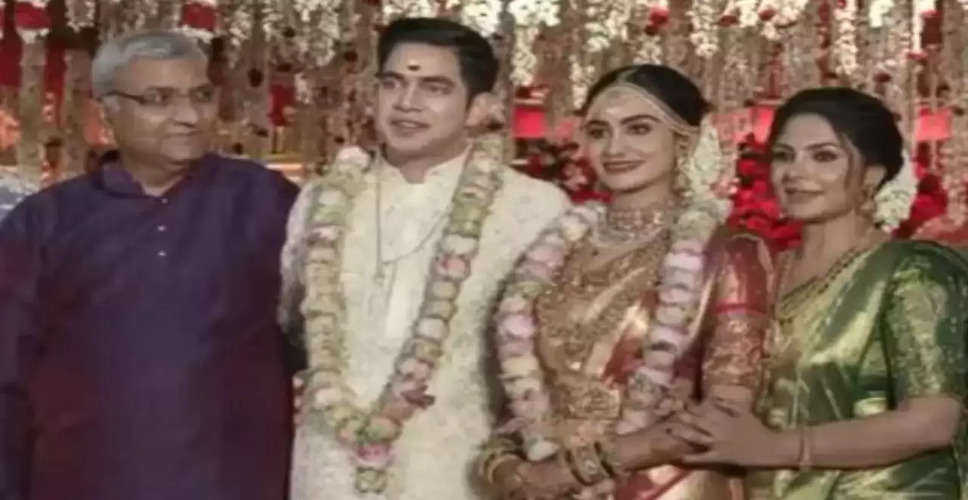 Malayalam actress Asha Sharath's daughter Uthara Sharath ties the knot