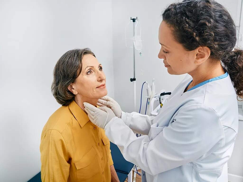 Signs of Elevated Thyroid Levels: 5 Body Parts Where Pain May Occur, From Neck to Jaw