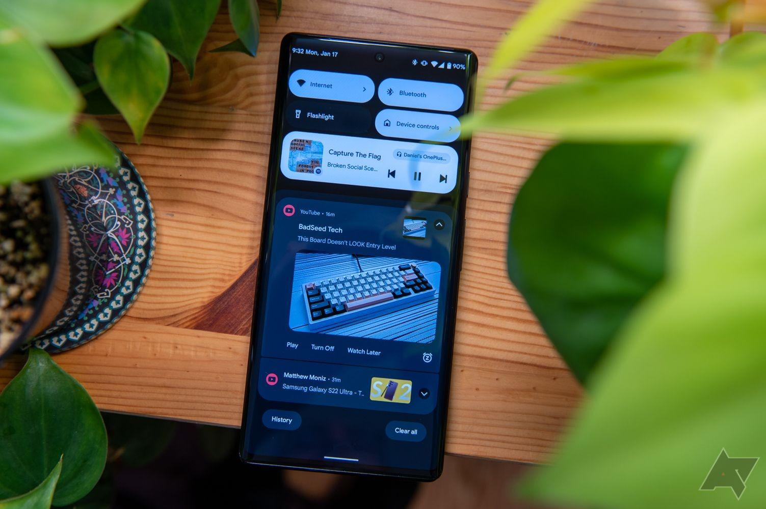 Embrace the Dark Side: Android 15 Update Enables System-wide Dark Mode for All Apps