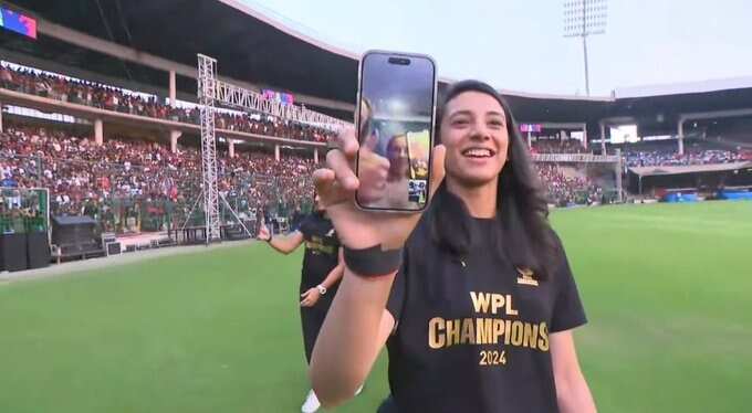 RCB Men's Team Honors RCB Women's Team: Virat Kohli Leads Guard of Honor for WPL Champions
