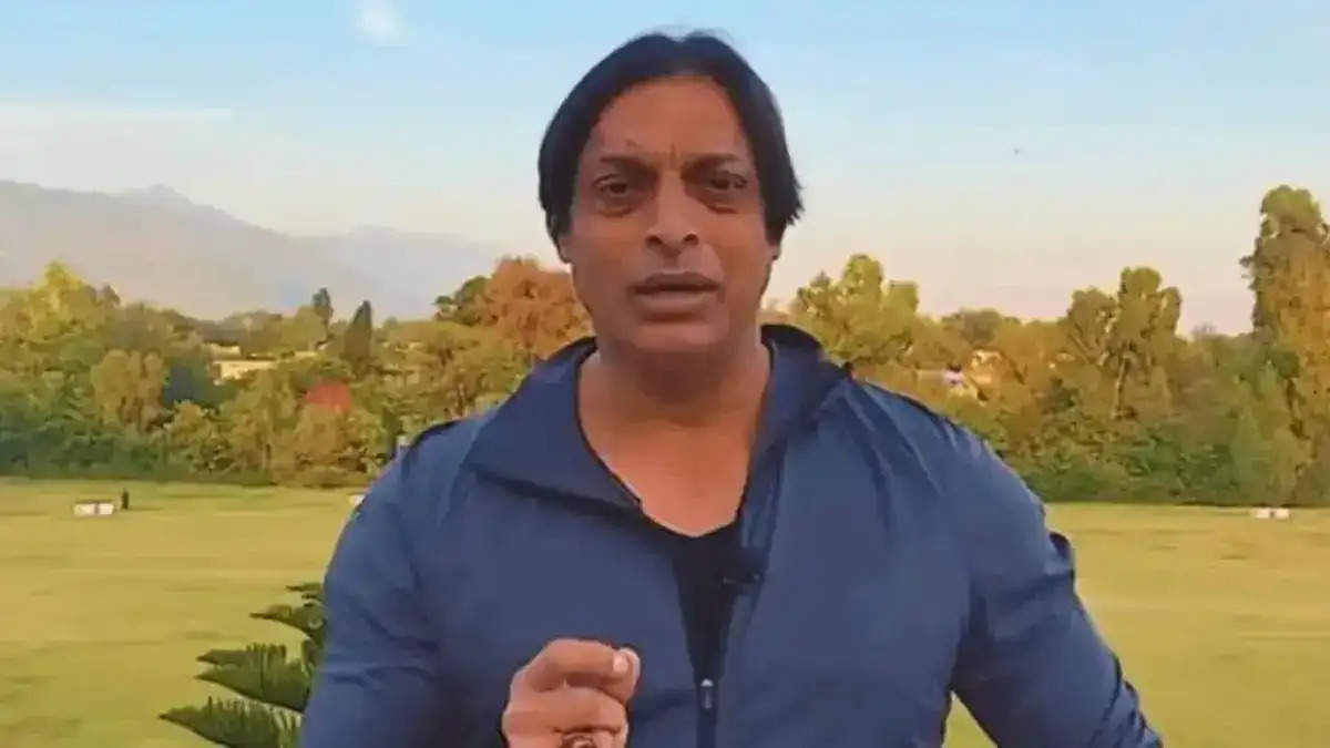 Shoaib Akhtar's Cryptic Message Leaves Fans Guessing on Eve of India-Pakistan World Cup Clash