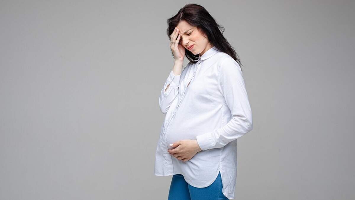 Why Is My Toilet Seat Turning Blue? What to Know About This Strange Pregnancy Symptom