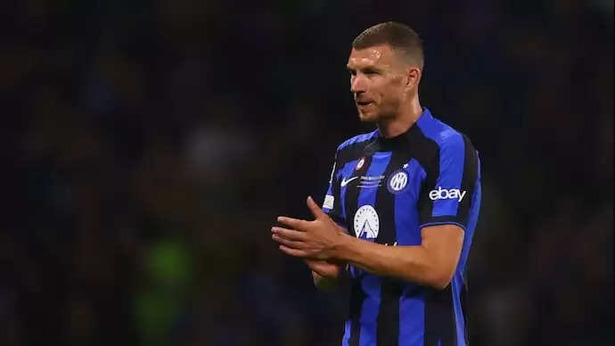 Fenerbahce's Bold Move: Edin Dzeko Joins the Squad on a Free Transfer from Inter Milan