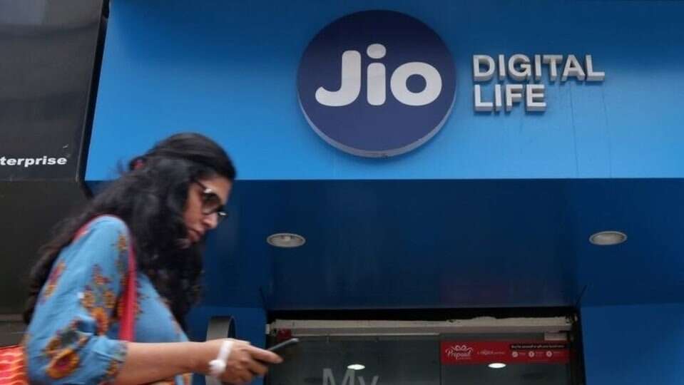 Jio Introduces Unlimited 5G Data Plans and AI-Driven JioTranslate Feature for Users